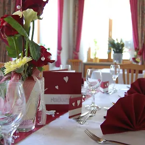 Linden & Wildkraeuterhotel 3*, Windelsbach Alemanha